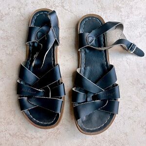 Saltwater sandals. Black. Size 7